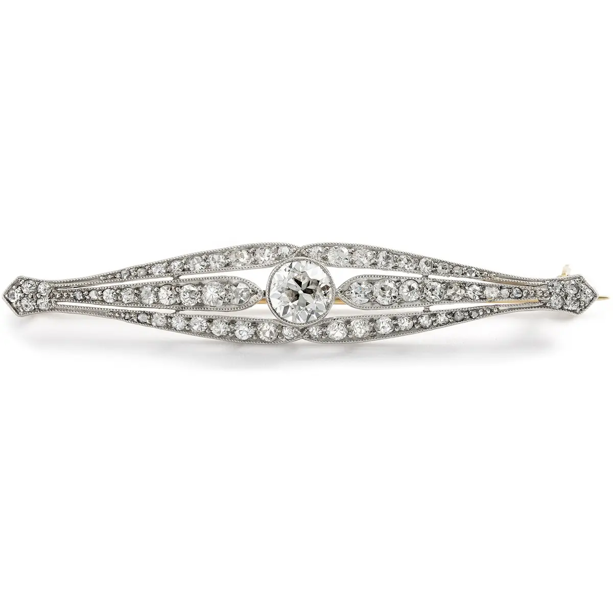 Elegant Brooch with 2.30 ct Old Cut Diamonds In Platinum & Gold, c. 1915