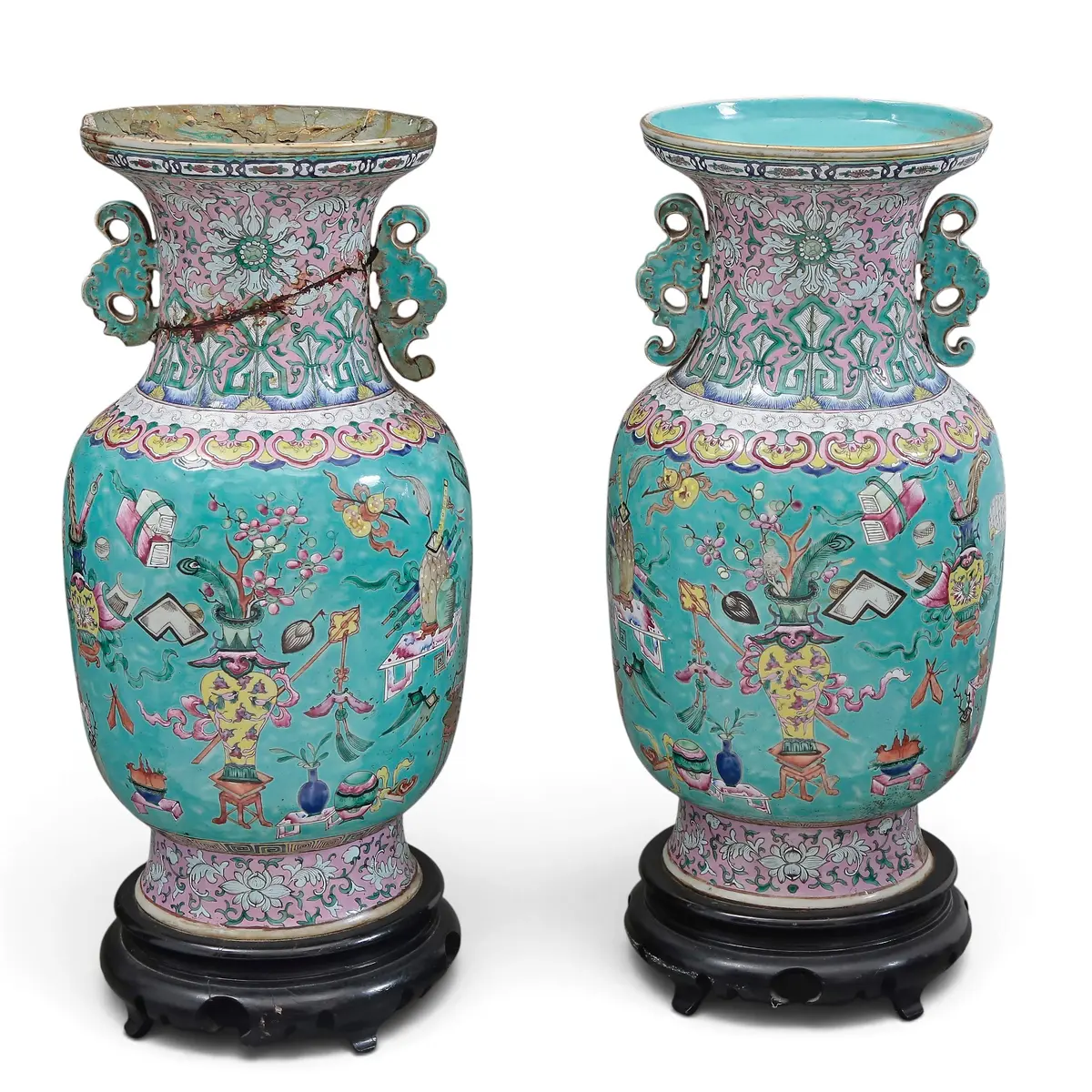 Pair of Chinese Qing famille rose porcelain vases with the “Hundred