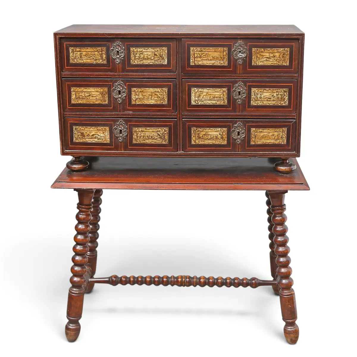 BAROQUE-STYLE walnut casket with satinwood stringing and bone-engraved