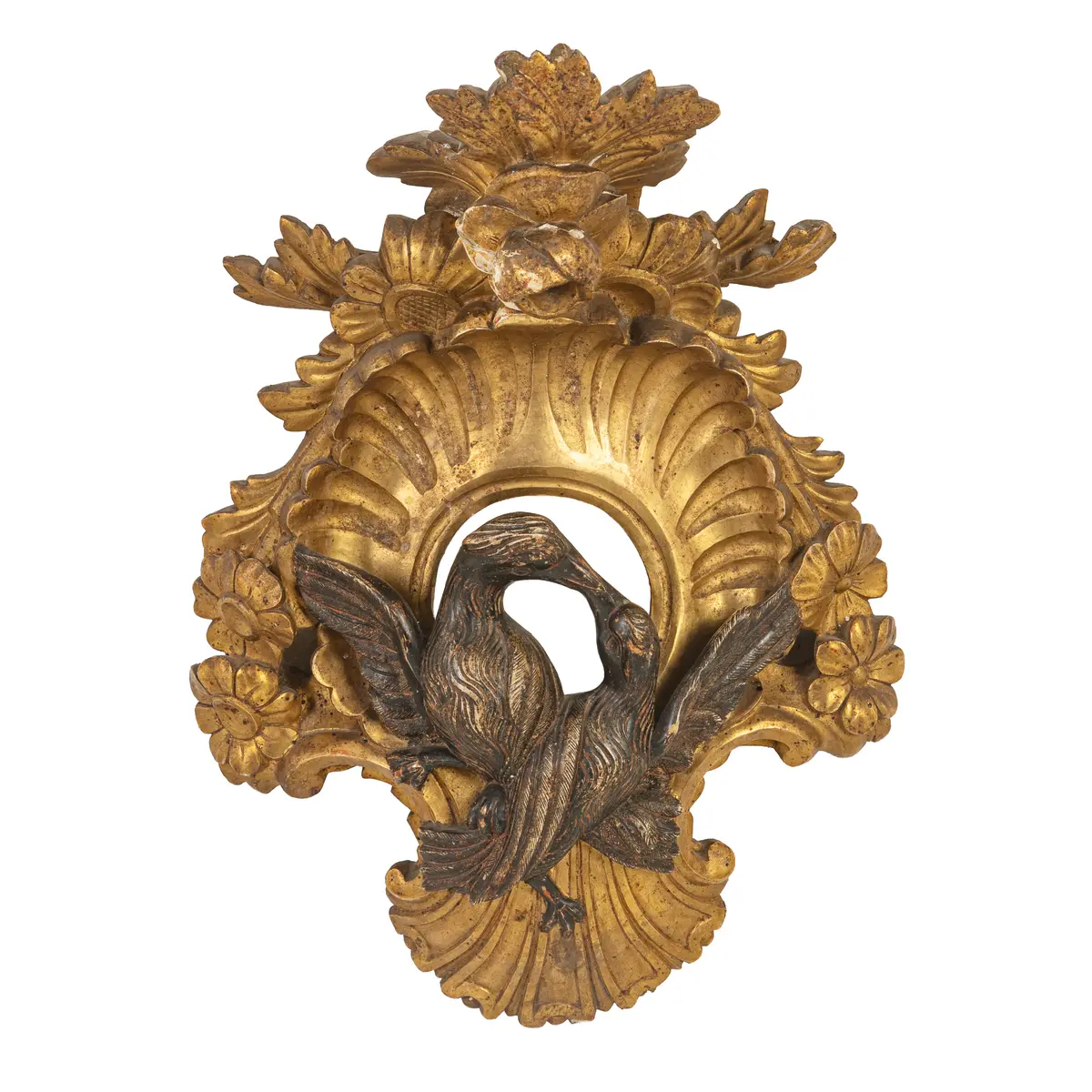 DUE FREGI IN LEGNO SCOLPITO DORATO E ARGENTATO, XVIII SECOLO