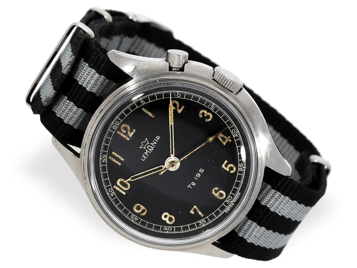 Wristwatch: sought-after Lemania Tg 195 military chronograph, Swedish