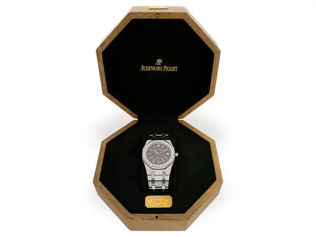 Wristwatch: extremely rare Audemars Piguet Royal Oak Jumbo Jubilee
