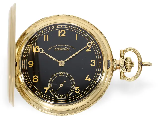 Pocket watch: rare A. Lange & Söhne gold hunting case pocket watch
