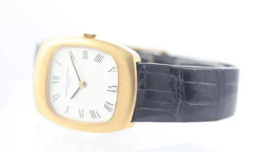 Vacheron Constantin Dress Watch 18ct yellow gold Ref 2019 with Box