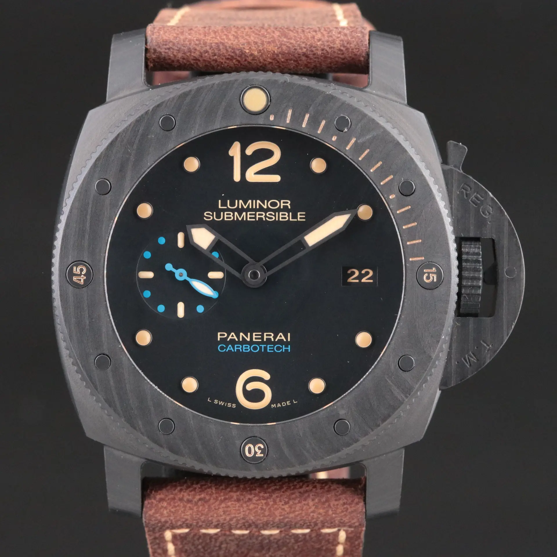 Panerai Luminor Submersible 1950 3 Days Carbotech Watch PAM00616