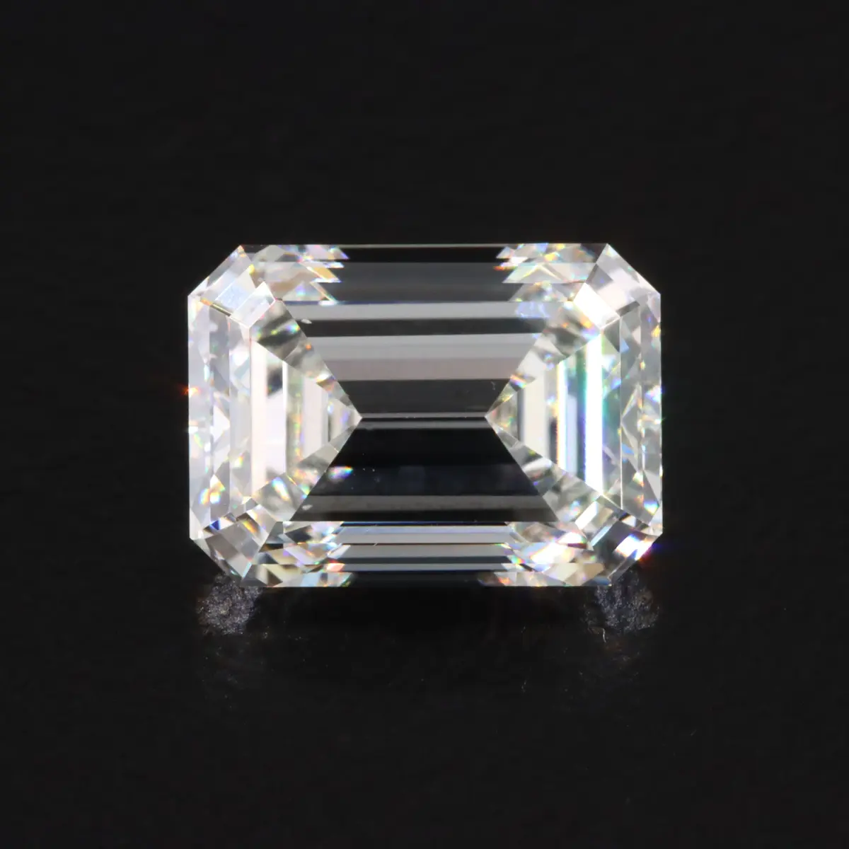 Loose 3.01 CT Lab Grown Diamond with IGI Report
