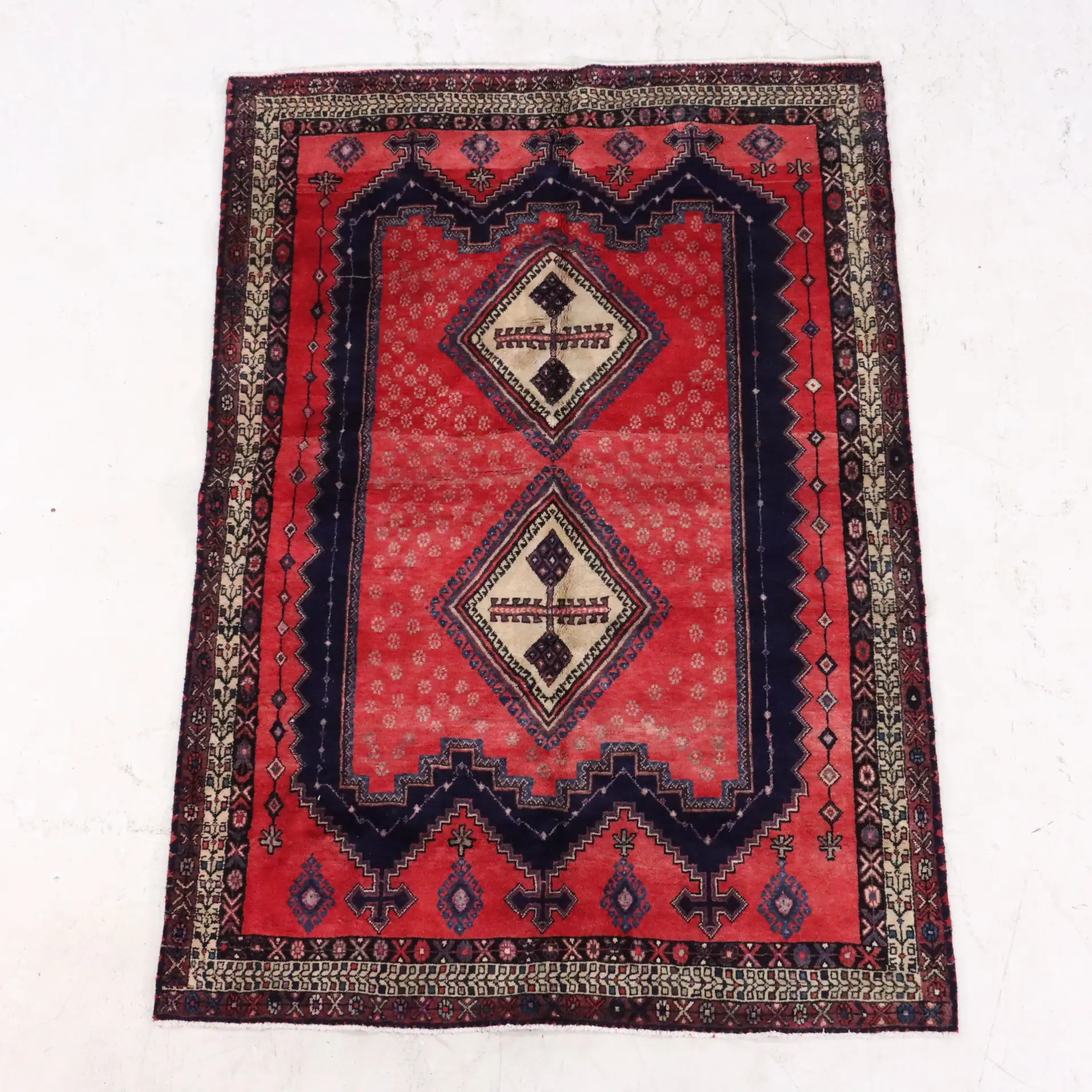 4'10 x 6'11 Hand-Knotted Persian Sirjan Area Rug