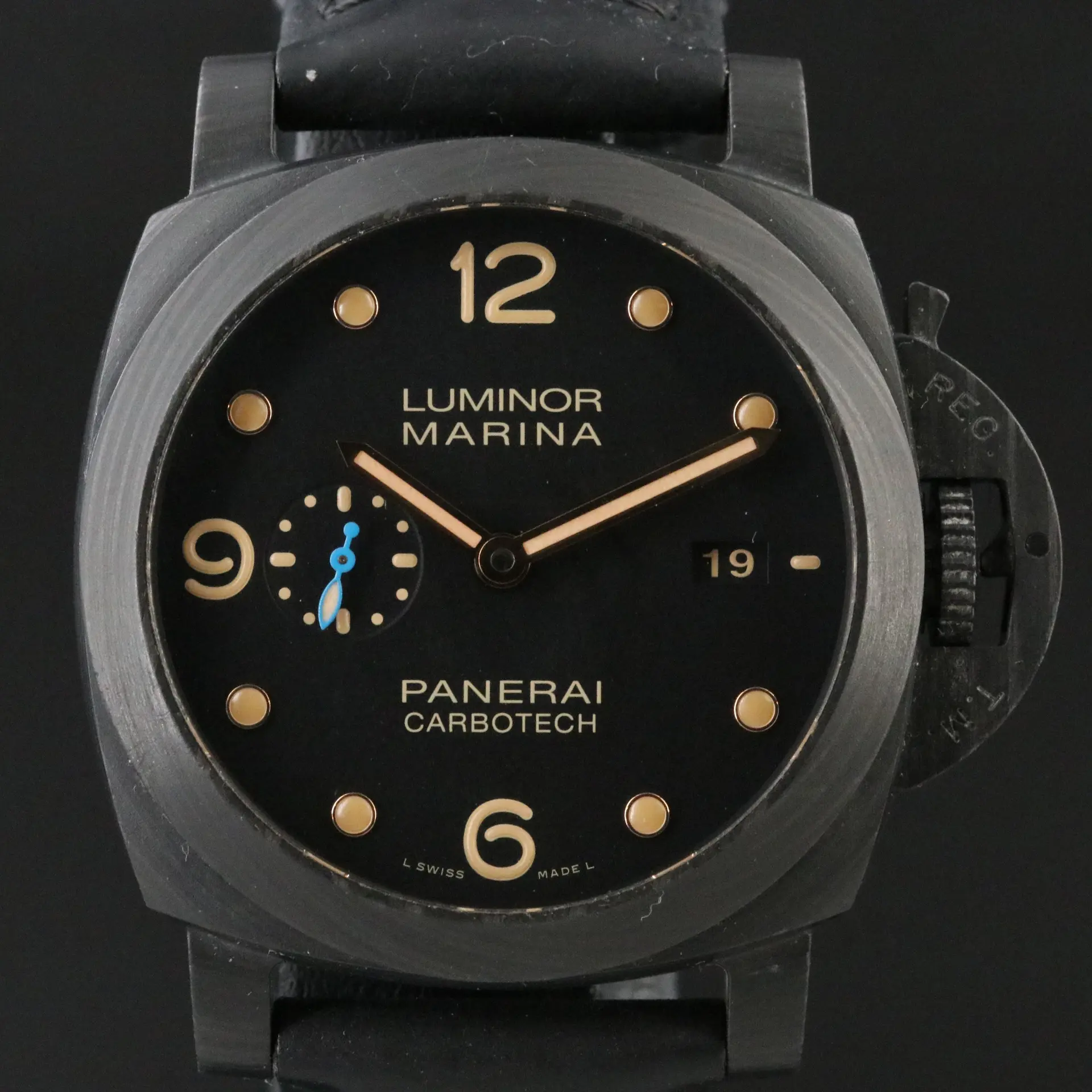 Panerai Luminor Marina 1950 3 Days Carbotech Watch PAM00661