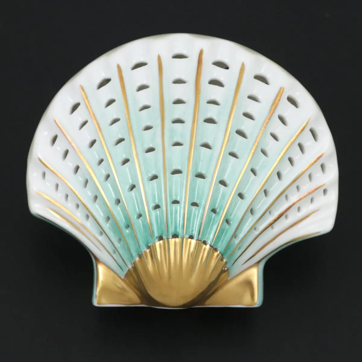 Herend Green "Scallop Shell" Openwork Porcelain Figurine
