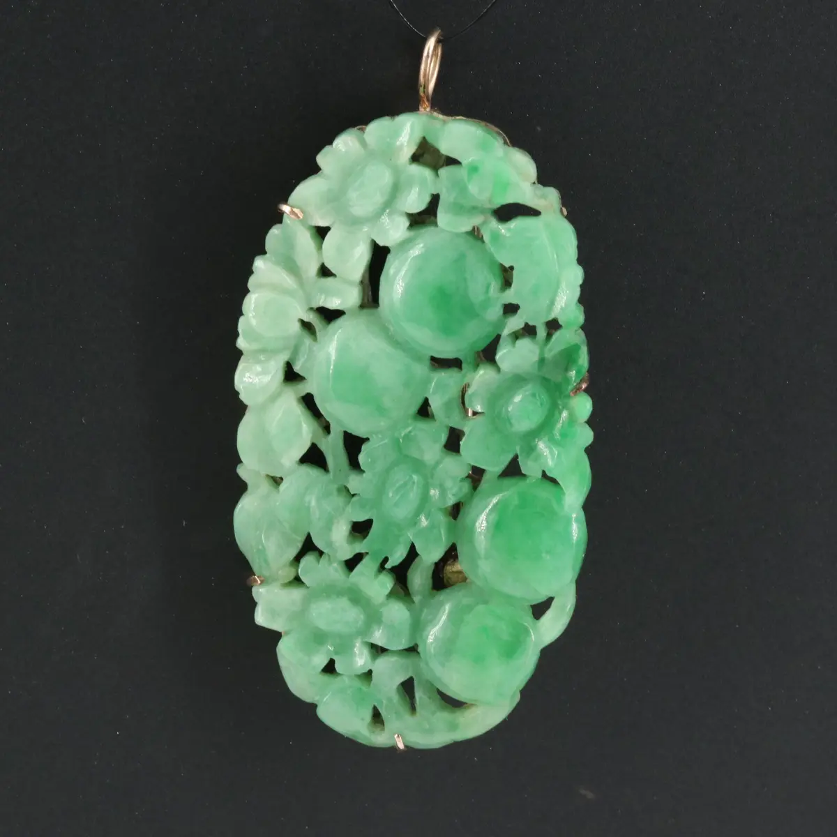 10K Carved Jadeite Foliate and Floral Brooch