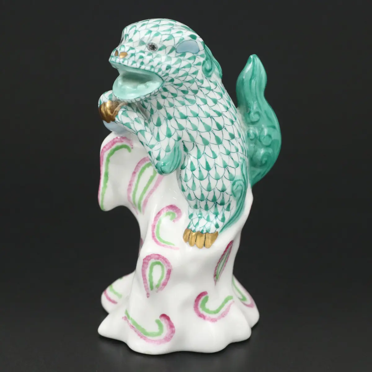 Herend Green Fishnet with Gold "Foo Dog" Porcelain Figurine