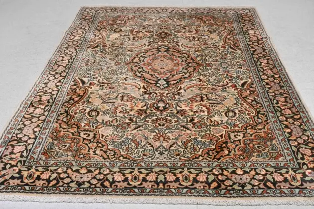Orientmatta, Silke Kashmir