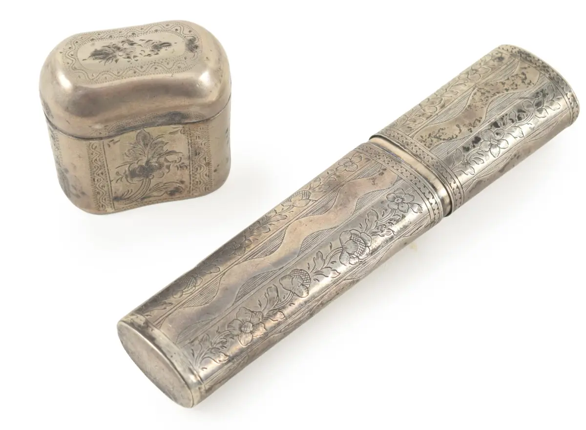 2 antique silver cases. 5in largest. 2 ozt.