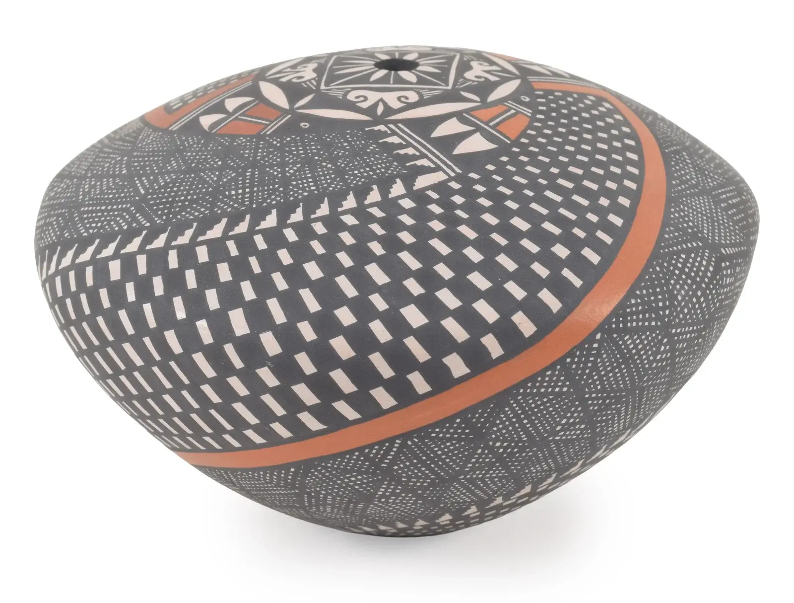 Sandra Victorino Acoma Pueblo southwest American Indian pot. Swirl