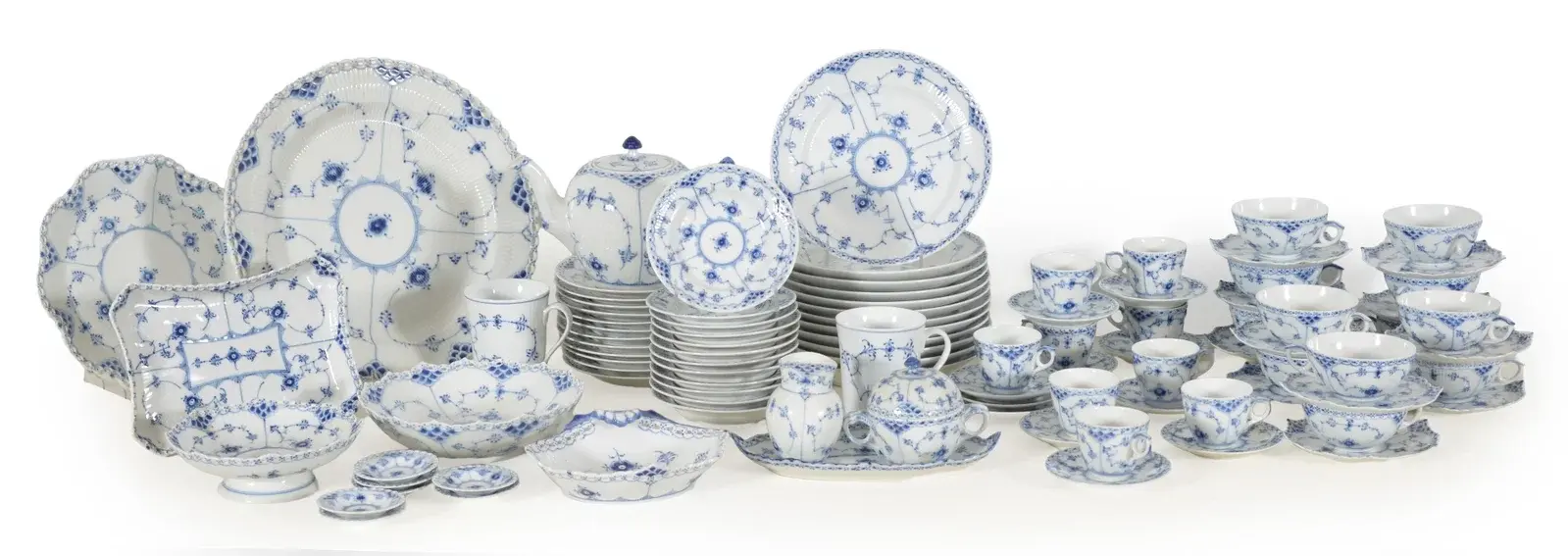Royal Copenhagen Blue Fluted Half Lace pattern China service with