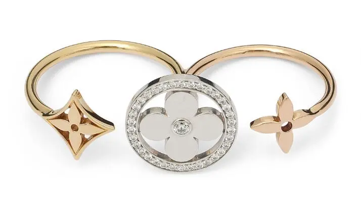 Louis Vuitton: An "Idylle Blossom XL" double ring set with diamonds