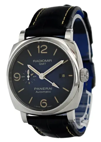 Panerai Radiomir GMT PAM00945 Mens Watch Box Papers