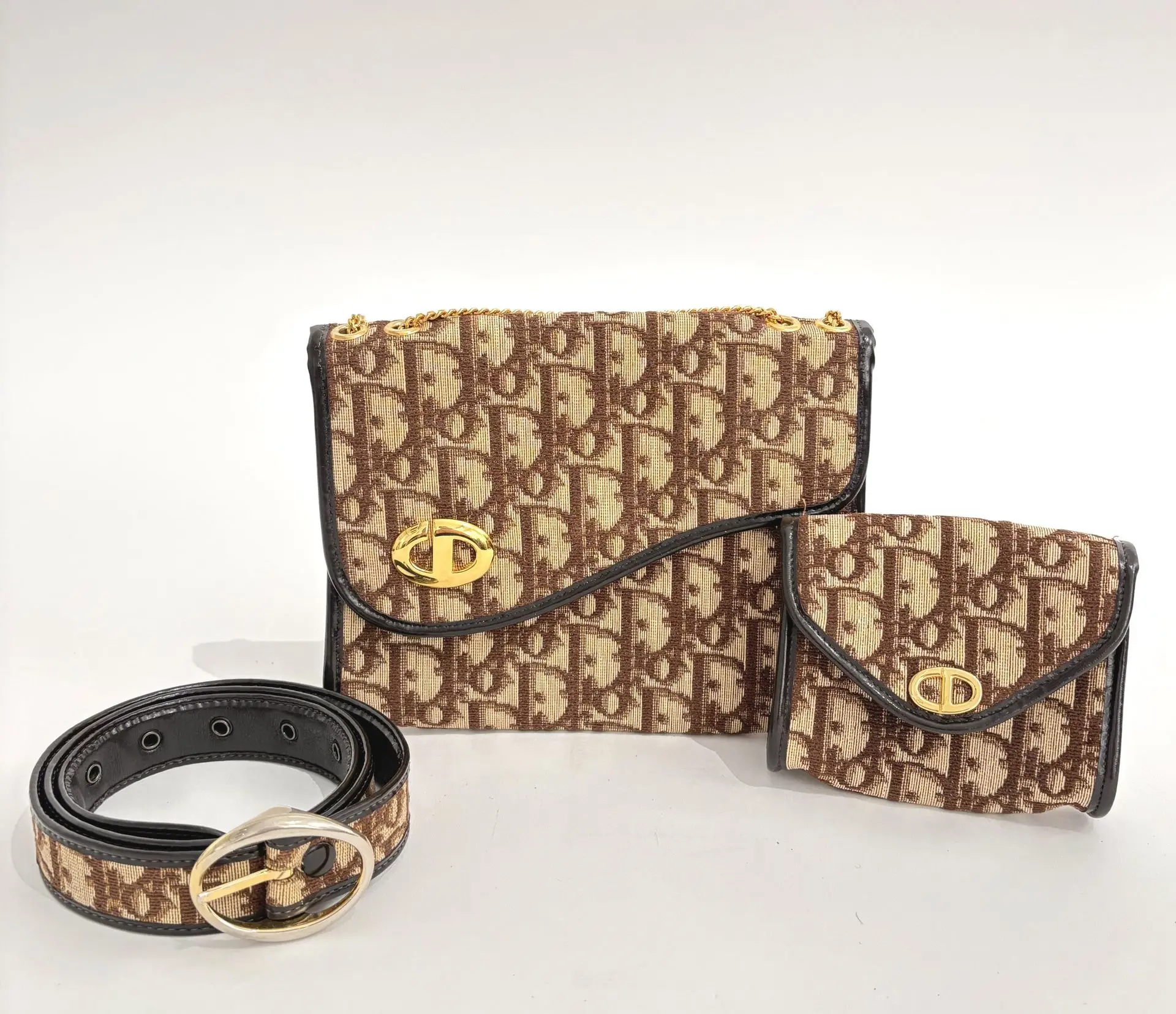 Christian DIOR - Lot 315