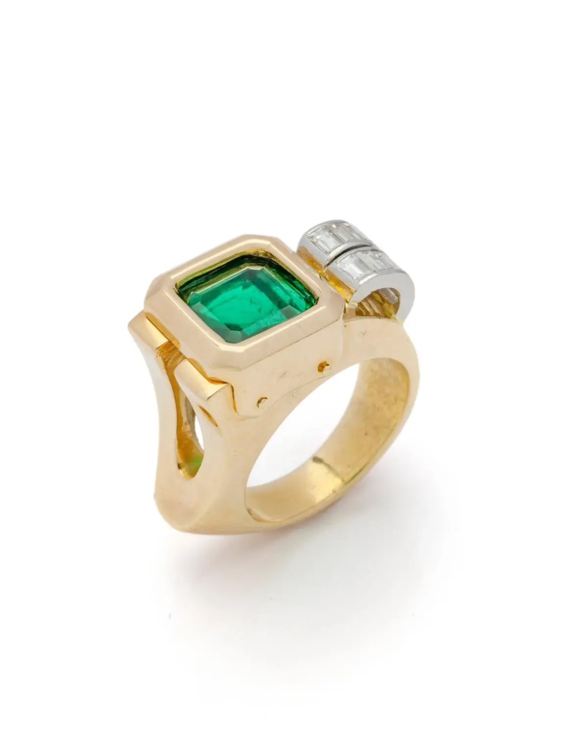MPORTANTE BAGUE STYLE TANK en or 2 tons 18K (750/1000) surmo - Lot 91