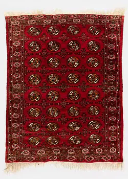 A carpet, Tekke, Turkmen semiantique, ca. 144 x 114 cm.