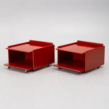 Kazuhide Takahama, A pair of side tables, Simon International, end
