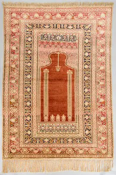 Prayer rug, antique Gördes. C. 220 x 155 cm.