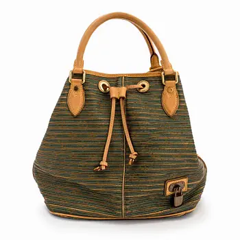 Louis Vuitton, an "Eden Neo" bag.