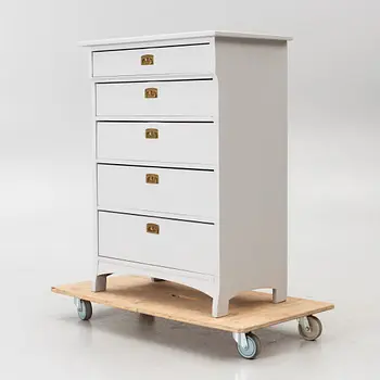 Chest of drawers, first half of the 20th century.