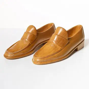 Alphonso Bini, shoes, a pair, wood, trompe l'œil, Florence, Italy, 1980s.