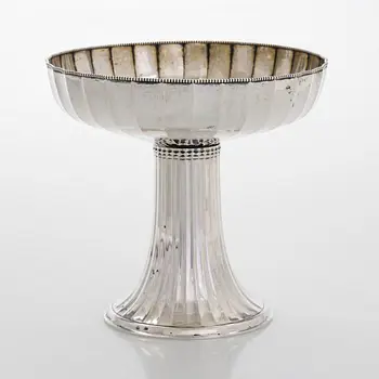 J.C. Klinkosch, a silver bowl, with supplier to the royal court’s