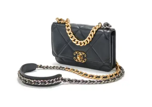 CHANEL, 19, A BLACK QUILTED LAMBSKIN WALLET ON CHAIN
