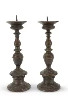 A PAIR OF BRONZE PRICKET CANDLESTICKS, ITALIAN, 18TH CENTURY