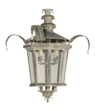A LARGE PAINTED METAL HALL LANTERN, CONTEMPORARY