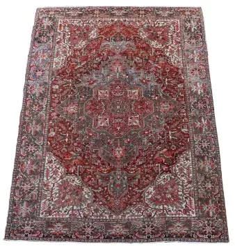 A HERIZ CARPET, CIRCA 1920