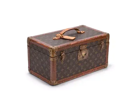 LOUIS VUITTON, MONOGRAM, A COATED CANVAS HARD VANITY CASE