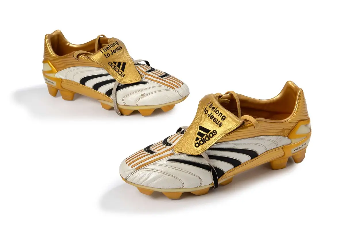FOOTBALL: KAKA