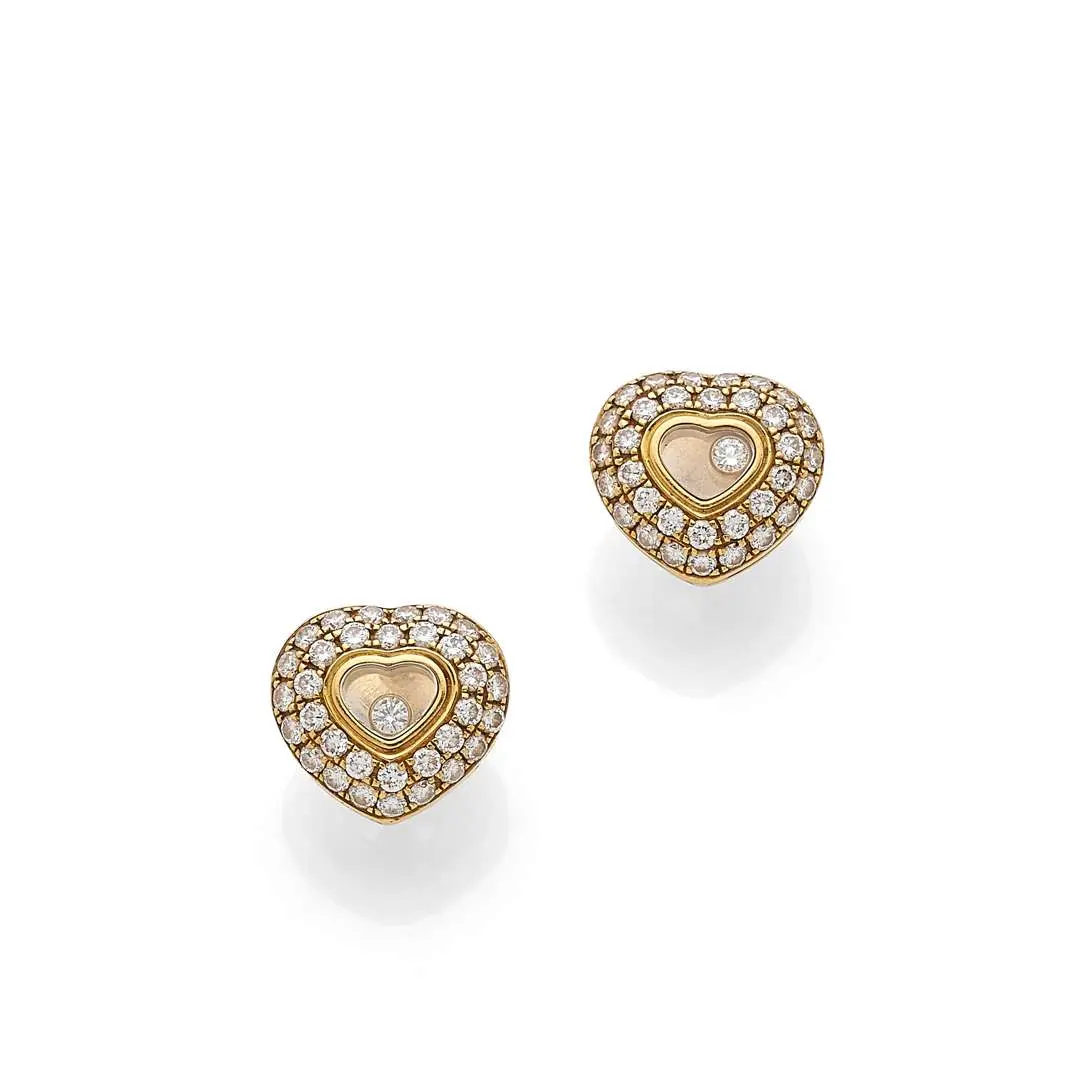 CHOPARD, “Happy Diamonds” ear motifs