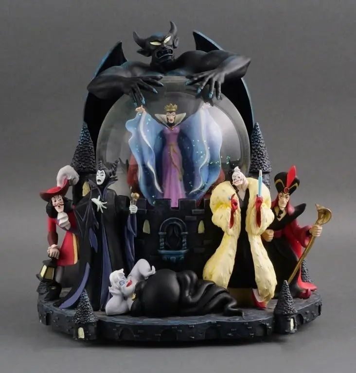 Disney Villains Grim Grinning Ghosts Snow Globe