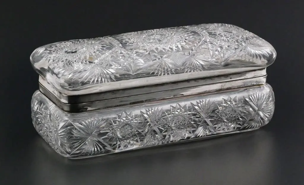 ABCG Glove Box