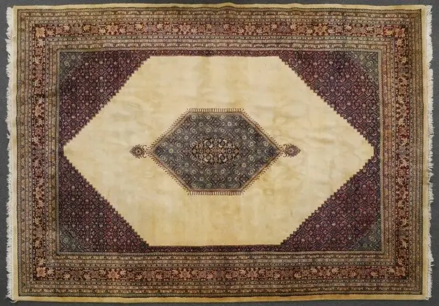 Large Oriental Rug 13' x 9'