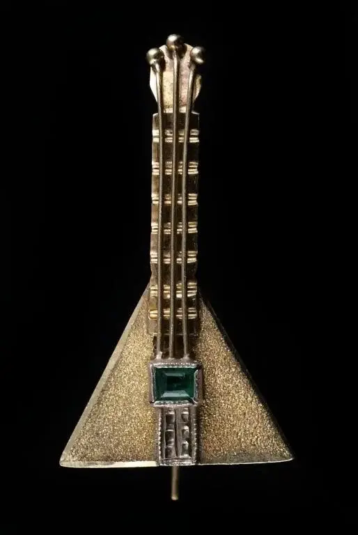 14KT Gold and Emerald Balalaika Brooch Pin