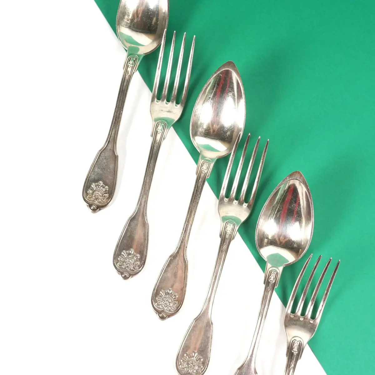 Trois couverts en argent