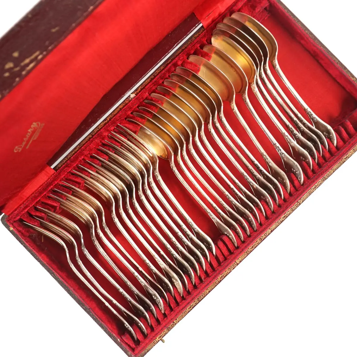 Partie de ménagère en argent