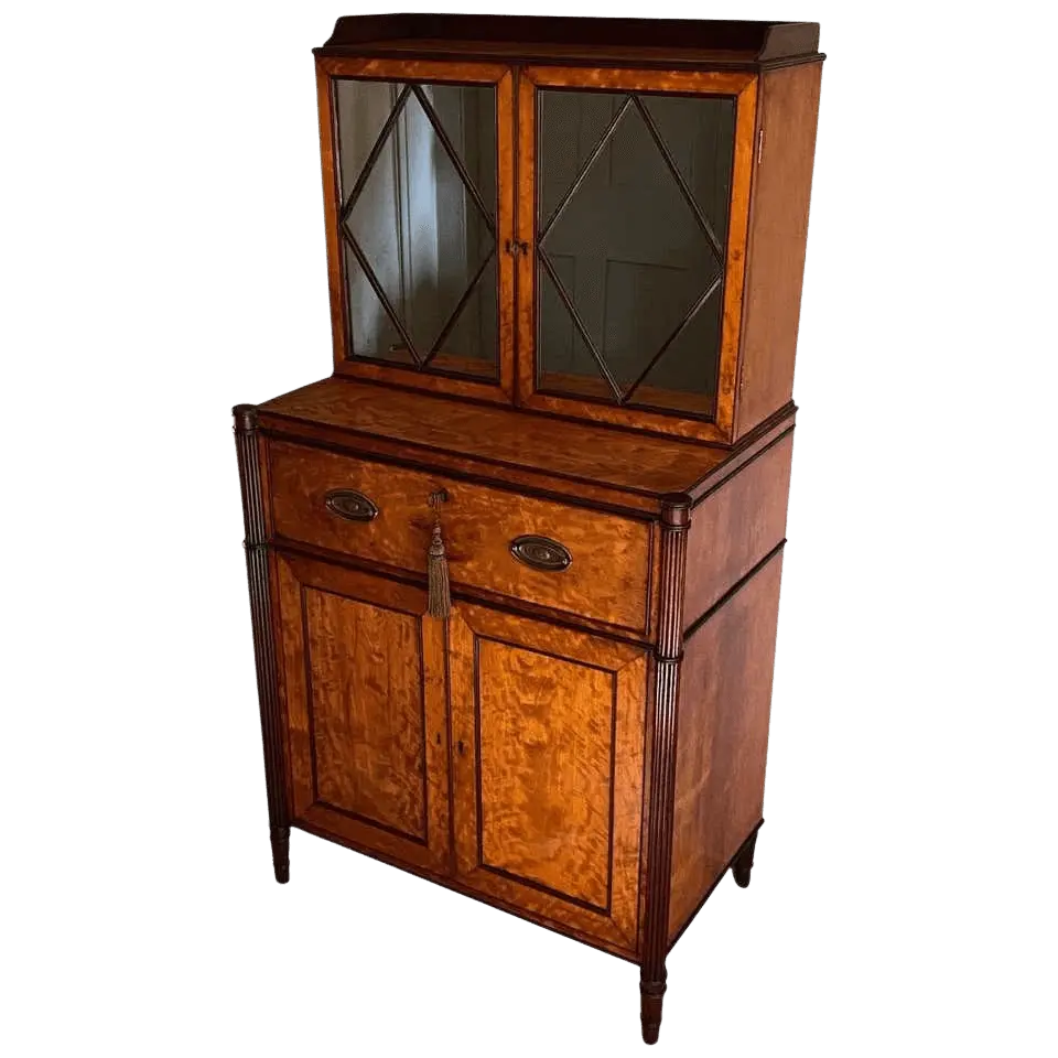 Fine Gillows George III period satinwood secretaire cabinet