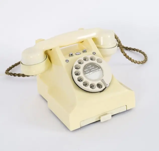 Vintage ivory colour bakelite rotary model 328L telephone 1952 Mid 20th C