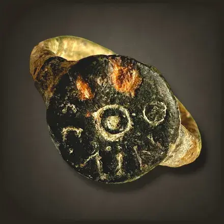 Roman bronze ring “ANTONIVS