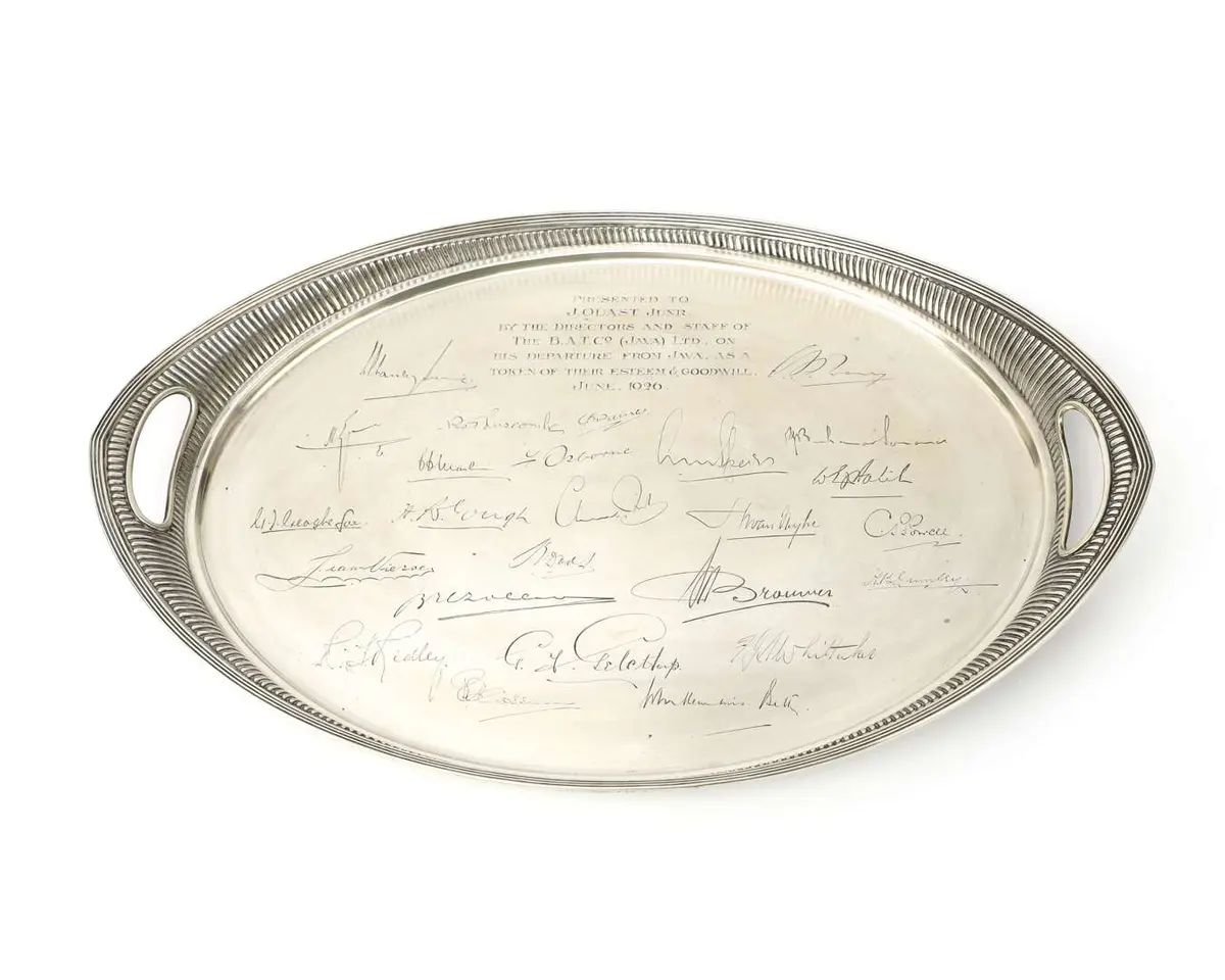 A silver tray, the Netherlands, Voorschoten, 1926