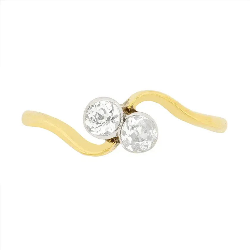Edwardian 0.40ct Diamond Two Stone Twist Ring, c.1910s