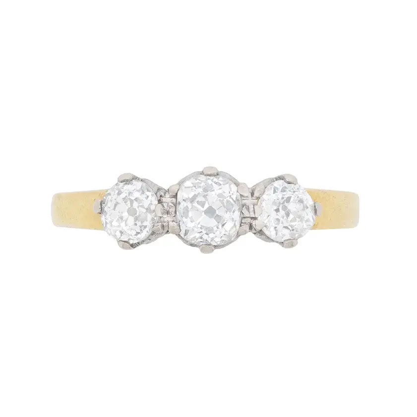Art Deco 1.00ct Diamond Three Stone Ring. c.1920s