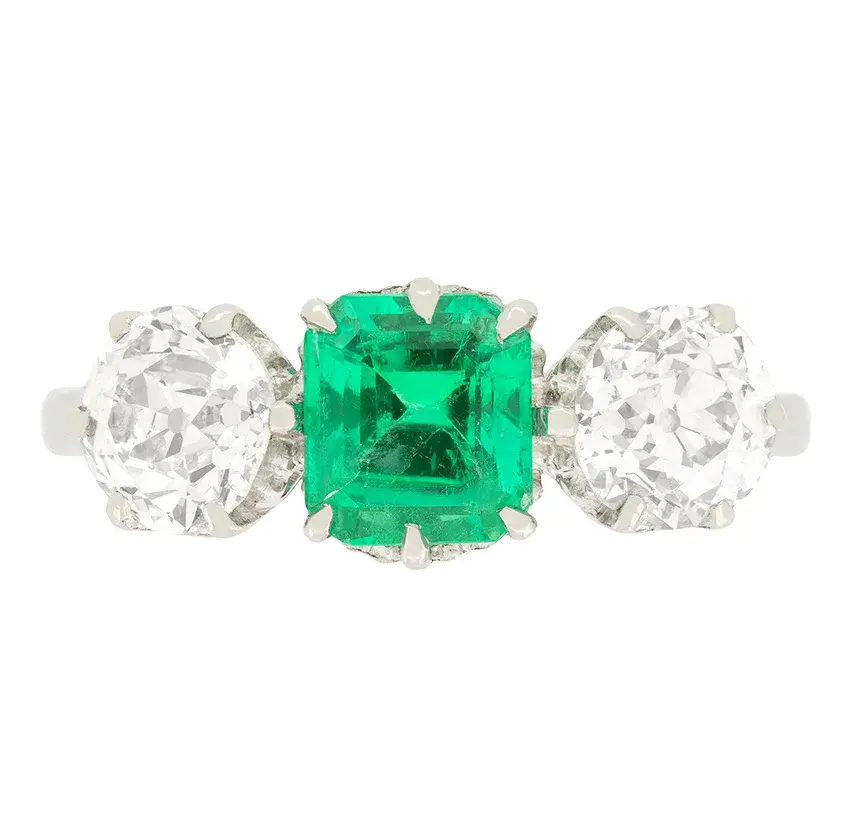 Art Deco 1.00ct Emerald and Diamond Three Stone Ring, c.1920s